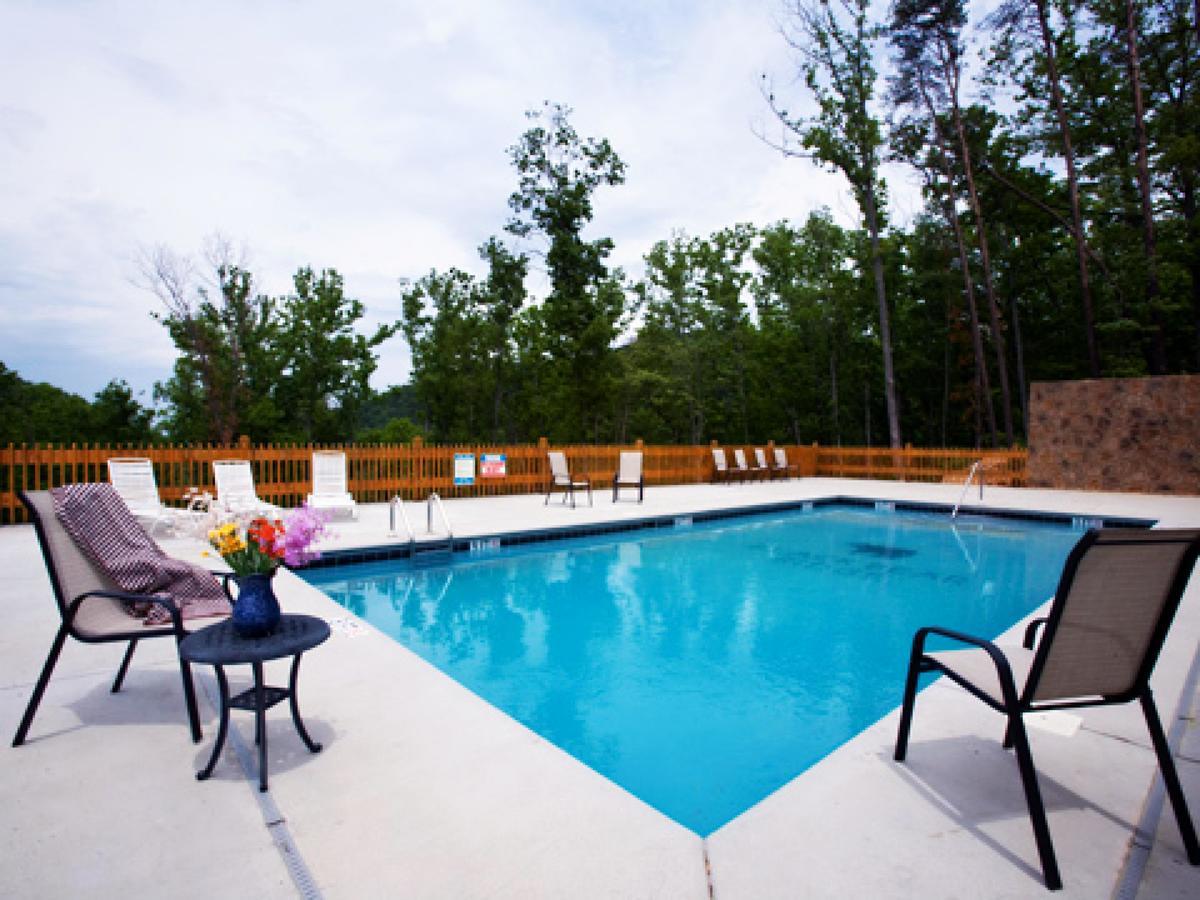 הוילה Chalet Village Little Creek Cabin מראה חיצוני תמונה